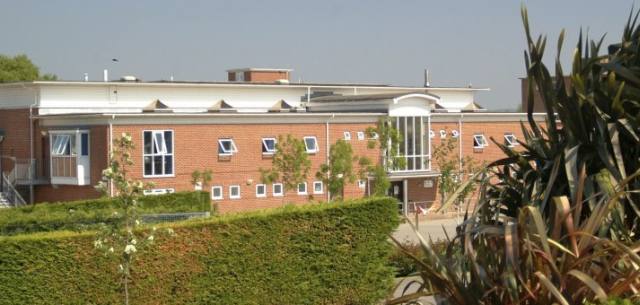 Carisbrooke college: