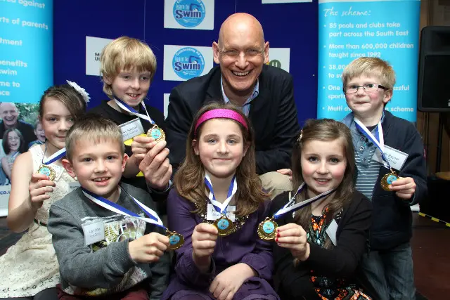 Duncan Goodhew with swimmers:
