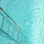 Swimming pool: