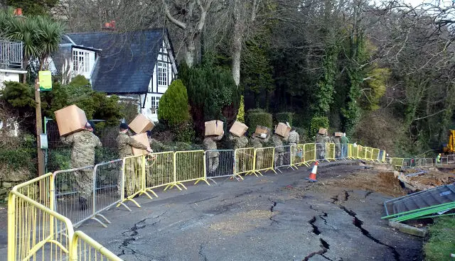 Army evacuating Undercliff homes by Isle of Wight council - 16 Feb 2014