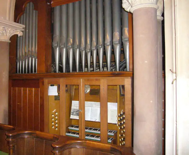 Holy Trinity Church organ