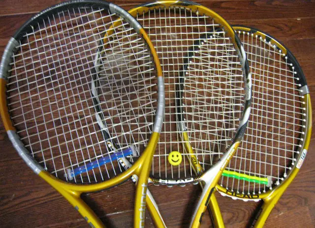 Tennis Rackets :