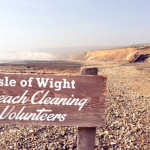 beach cleaning volunteers