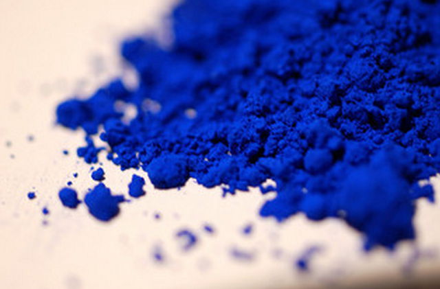 Blue Klein powder