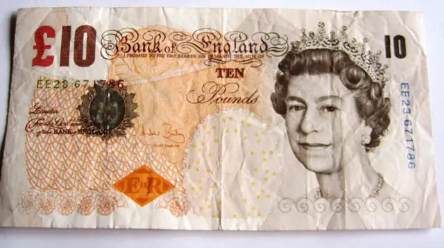 Ten pound note: