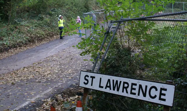 Undercliff resident re-opening - attempted re-closure - Island Roads and residents - St Lawrence sign