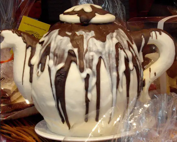 Chocolate teapot