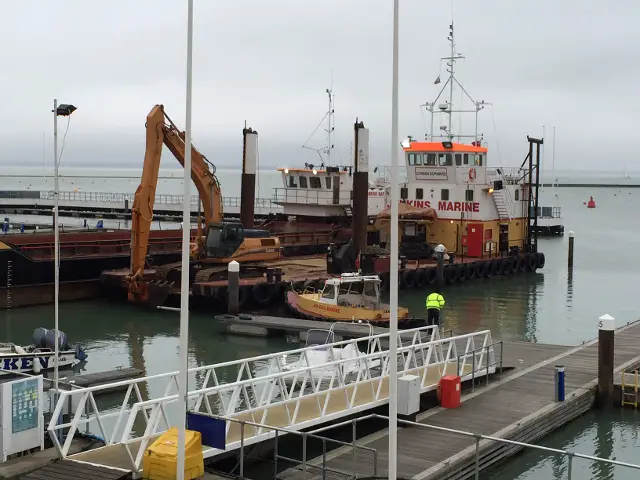 Cowes harbour dredging