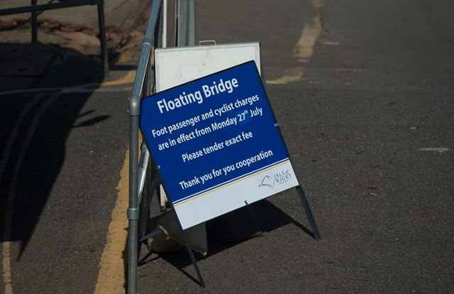 floating bridge charges sign