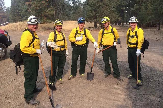 Hampshire & IOW firefighters in Oregon - Alan Jones, 2nd from right