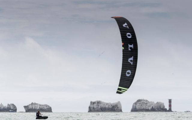 Kitesurfing challenge by Lloyd Images