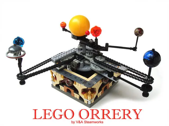 lego-orrerry