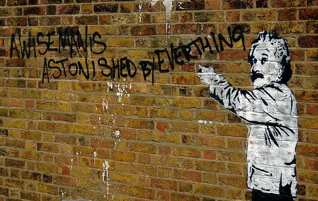 Einstein graffiti 