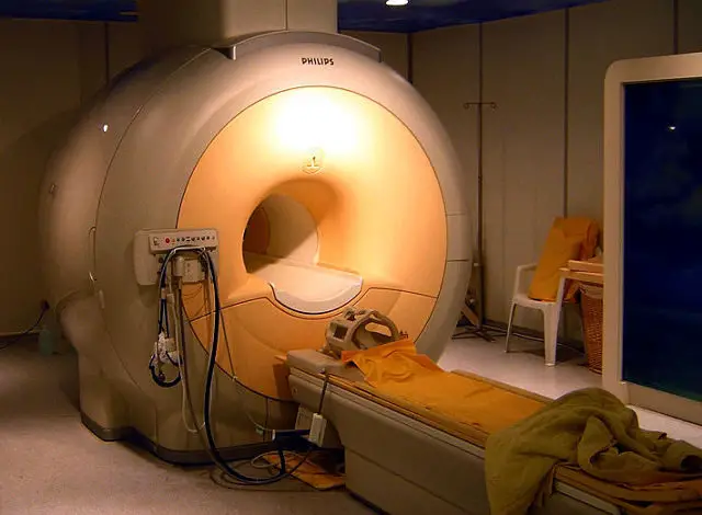 Modern_3T_MRI scanner 