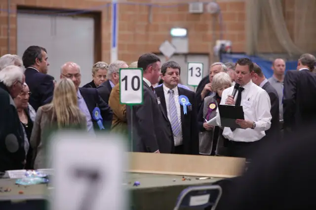 announcing results at the count