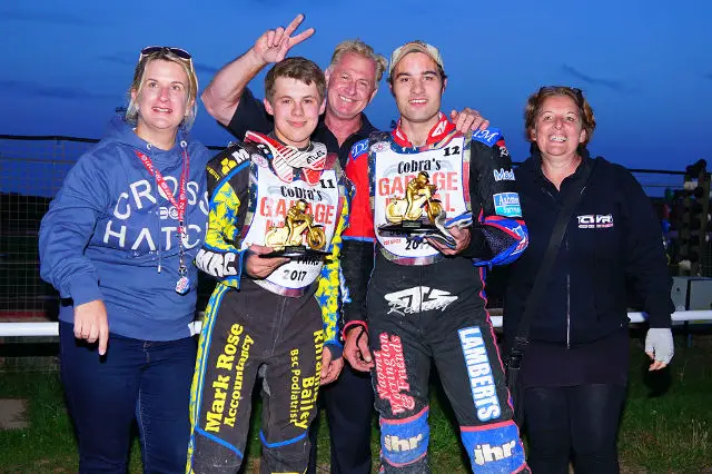 Winning riders and team managers with Steve Luxton middle