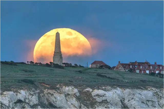 supermoon over culver jamie russell