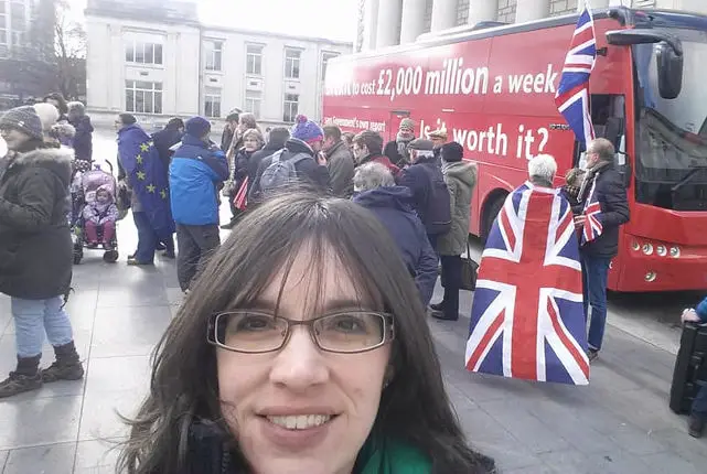 vix lowthion and brexit bus