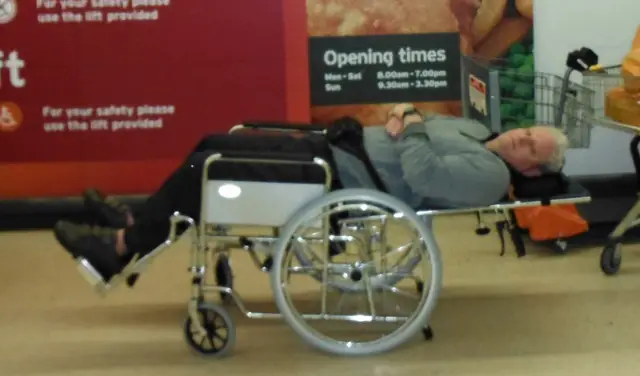 matthew smith reclining wheelchair 1