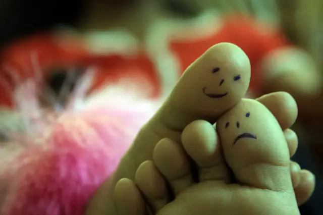 happy and sad toe art