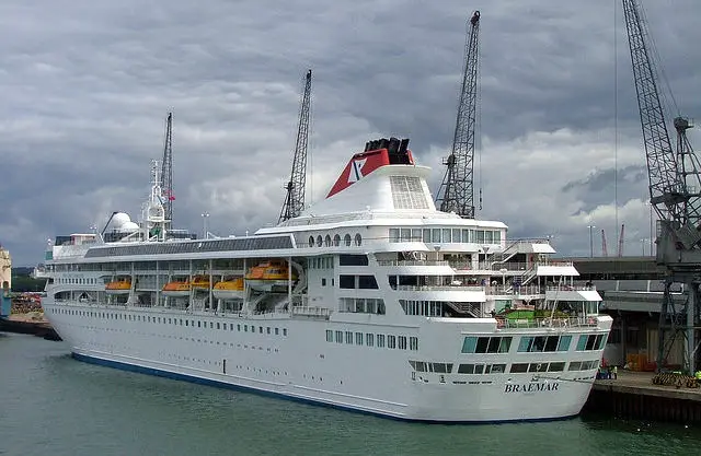 cruise ship at southampton docks