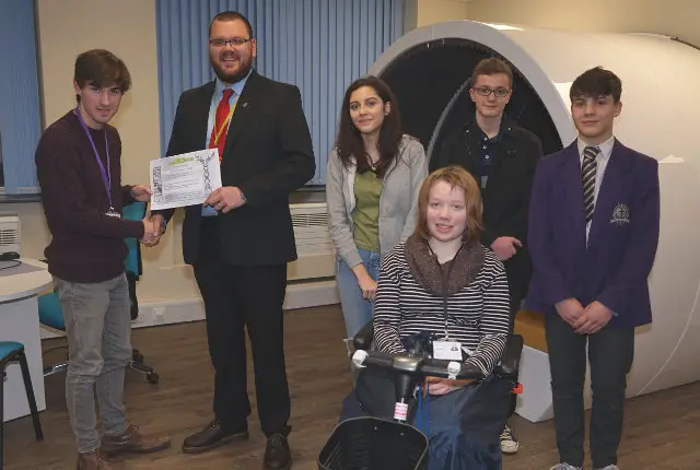 Left to Right: Tom Jackson (Chair), Mr Murdoch, Alicia Allen, Hannah Chilton, Isaac Lethbridge and Bailey Woodford Thursday, 7th February, 2019 12:44pm By IW Council Press Office {*Edit post*} ShortURL: Filed under: Featured, Island-wide, Isle of Wight Council, Isle of Wight News, Youth