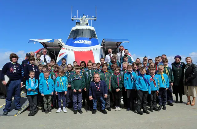 Warwick with scouts and Hovertravel staff