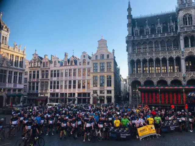 All riders at end of race in Brussels