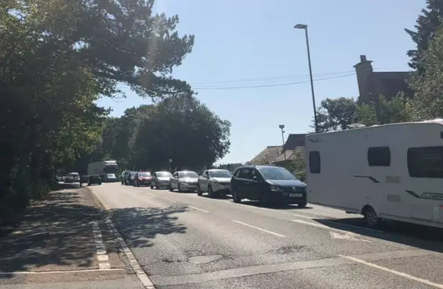 east cowes gridlock on the roads