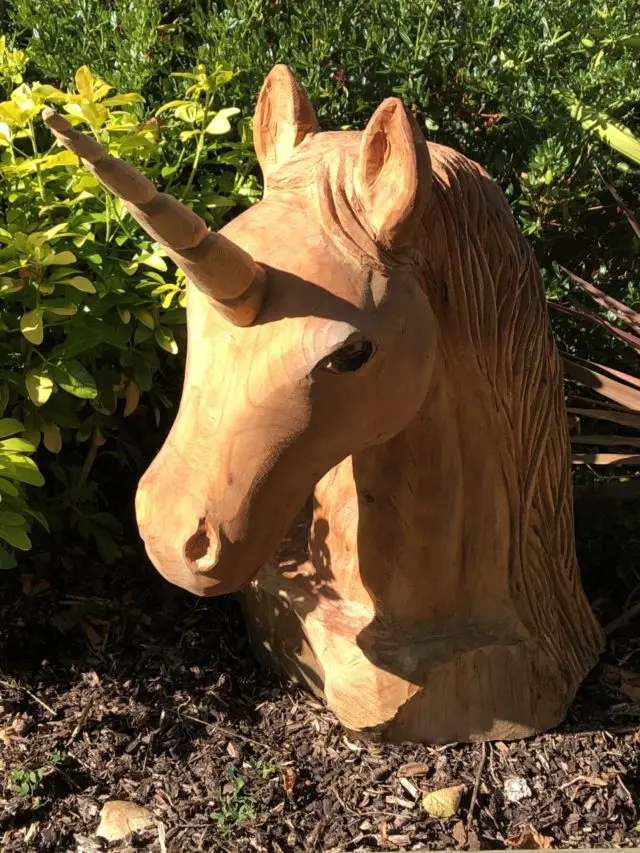 Paul Sivell unicorn carving