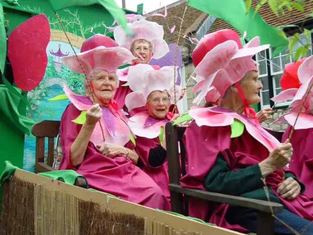 Abbeyfield residents at 2004 Yarmouth Carnival
