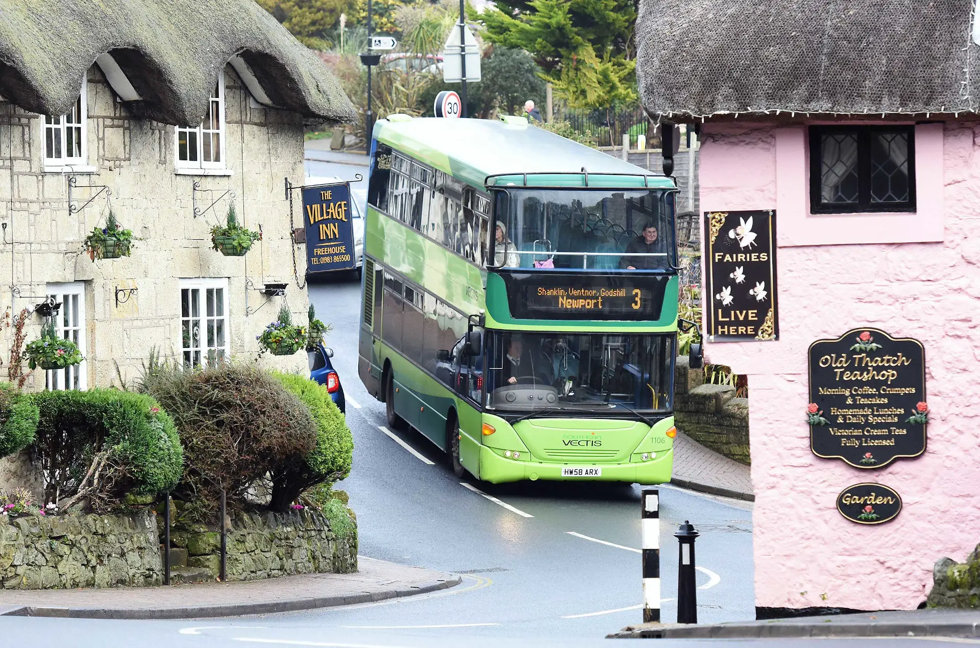 Southern Vectis bus driving through shanklin