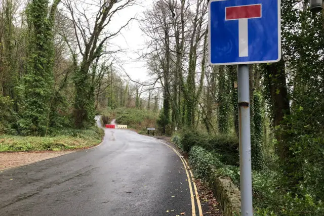 Undercliff Drive road closed sign from Niton end