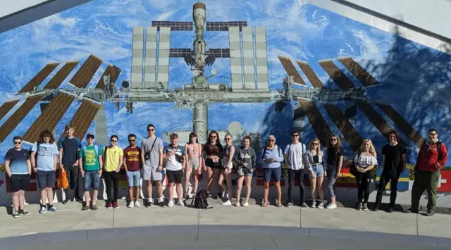 VI Form tour of Universal Studios