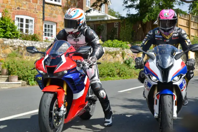 Steve Plater and James Hillier riding the Diamond Races circuit