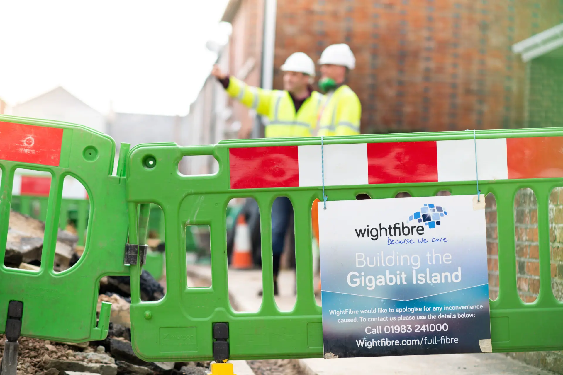 WightFibre Network workers on street