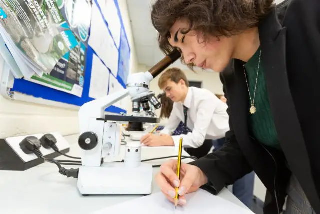 Science students at Ryde School