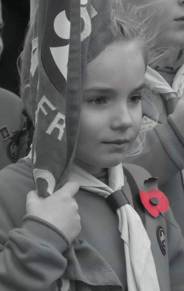 Scouts paying tribute on Remembrance Day 2015