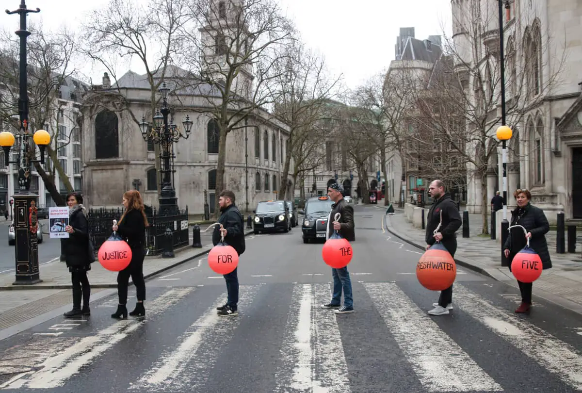 Freshwater five appeal - holding the buoys on zebra crossing