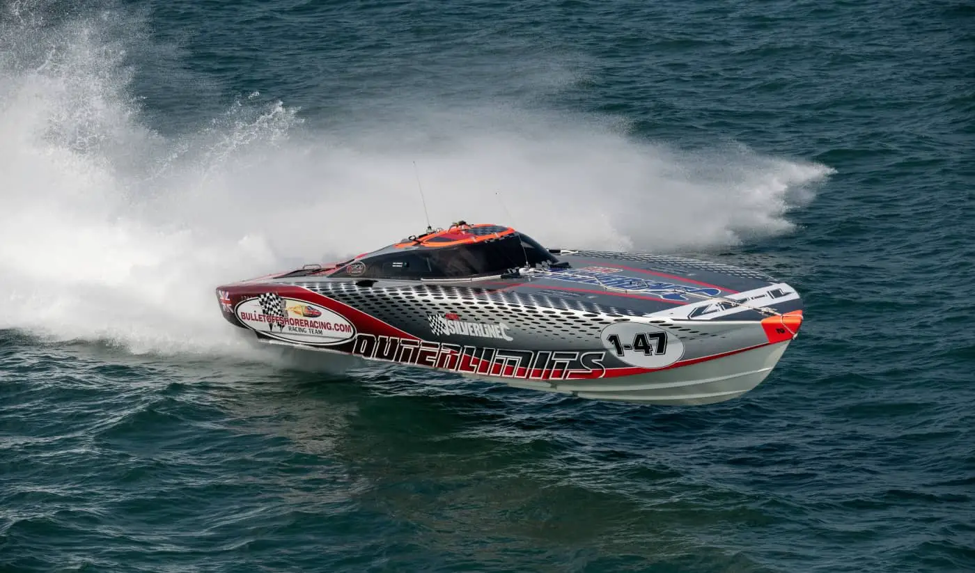 fastest offshore powerboat racing
