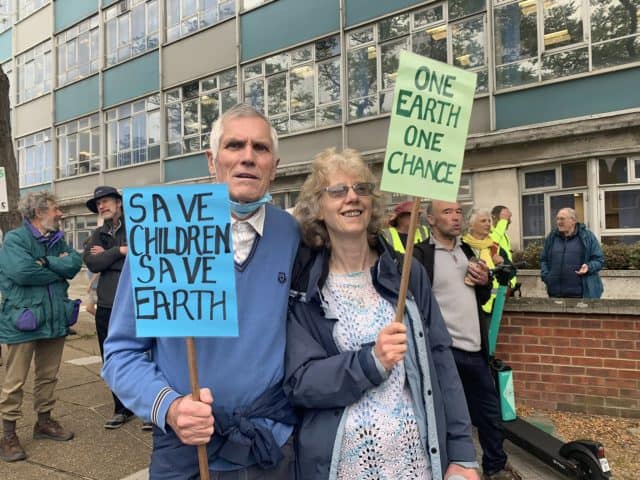 UKOG protesters outside County Hall