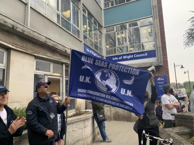 UKOG protesters outside County Hall