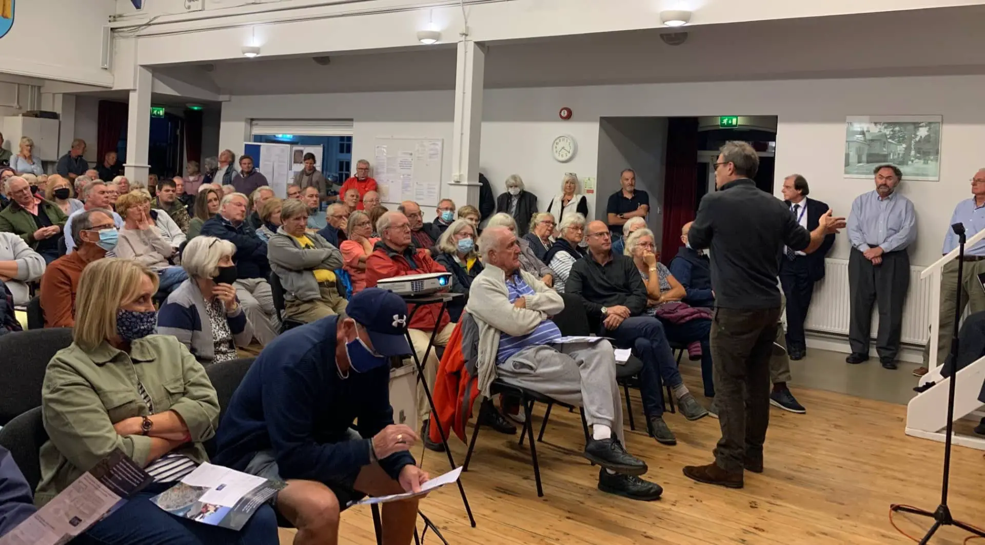 Bob Seely addressing residents in Bembridge in September