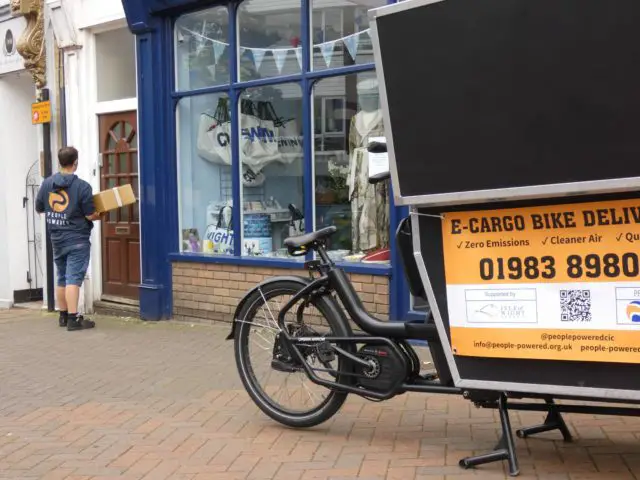 E cargo bikes being to make deliveries on the High Street