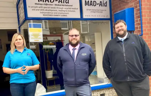 Southern Vectis staff outside MAD-Aid centre