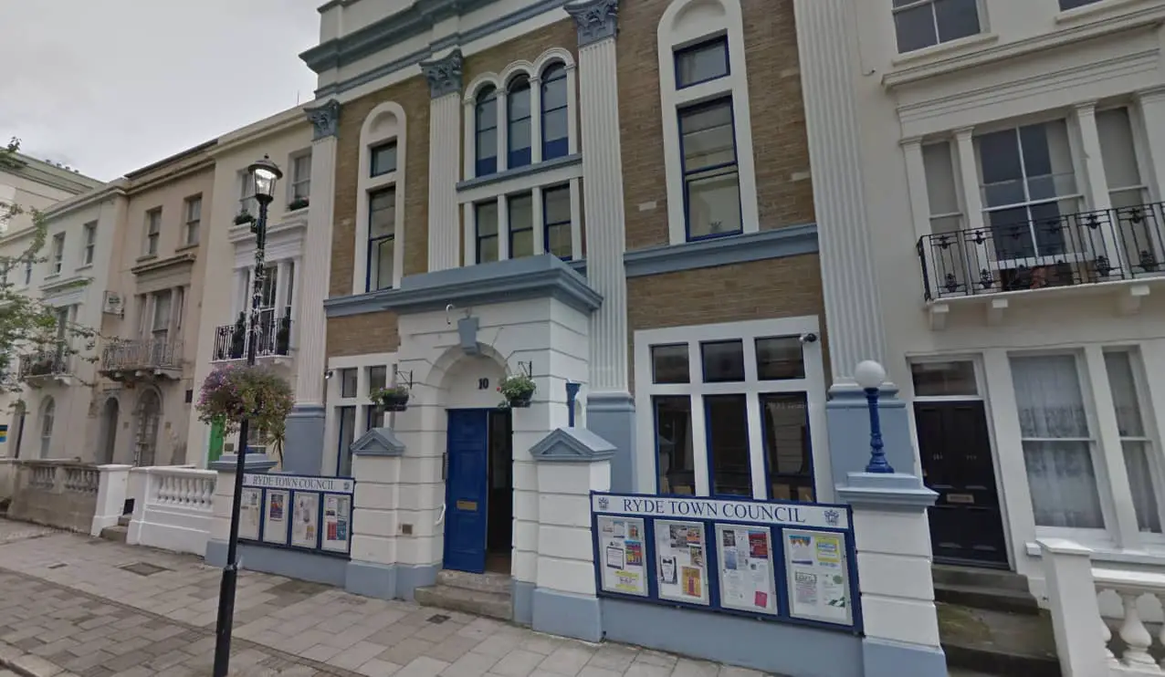 10 lind street - ryde town hall - google maps