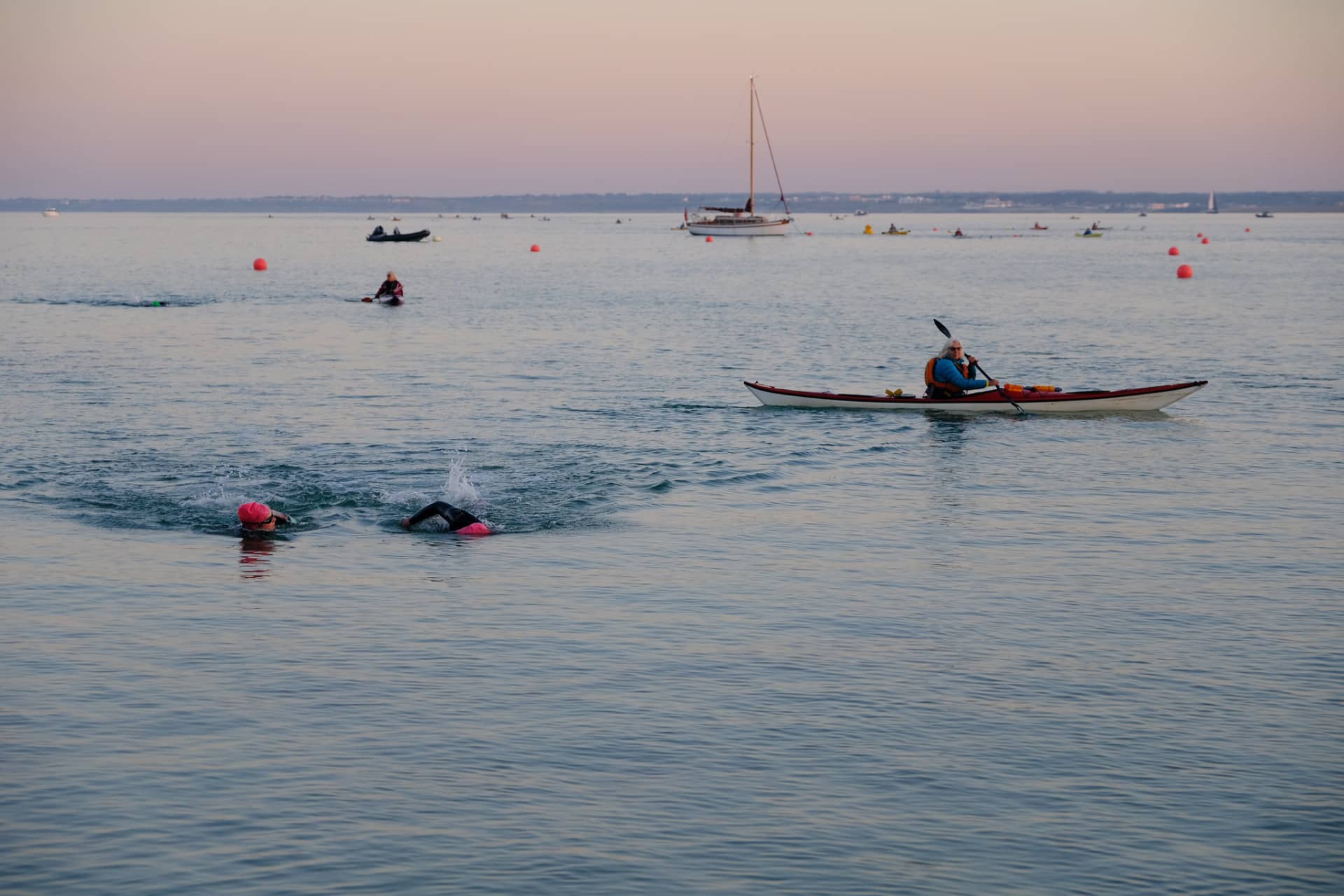 Solent Swimmers and kayakers
