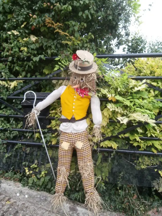 Exhibits at Brading Scarecrow Festival - Quay Lane
