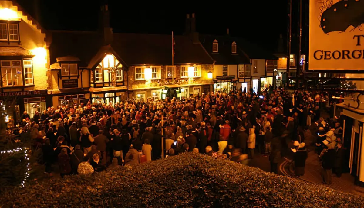Christmas carols in Yarmouth Square by Visit Isle of Wight