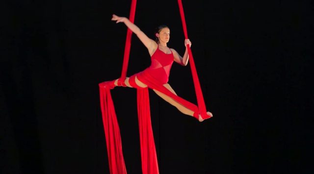Jaydene Lee performing on silks